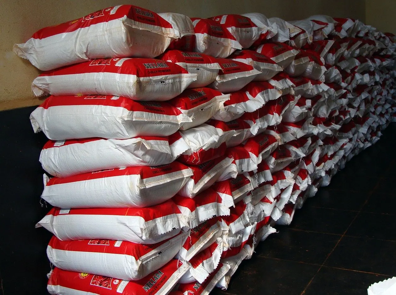 Palletised chilli powder bags