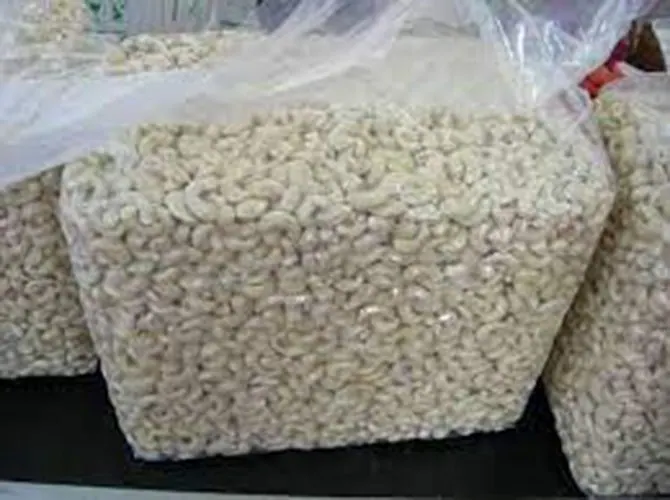 Bulk cashew vacuum bags